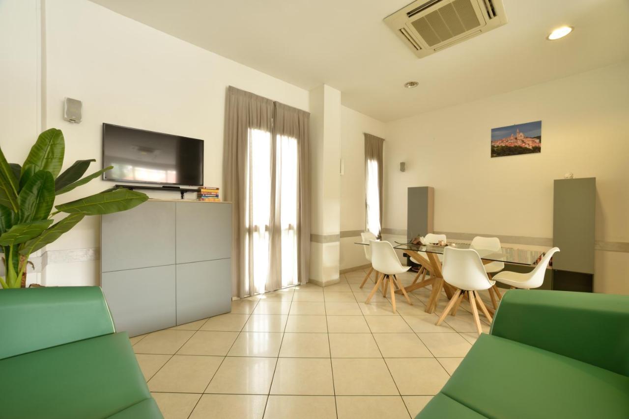 Hotel Ristorante La Marina Mhotelsgroup San Bartolomeo Al Mare Dış mekan fotoğraf